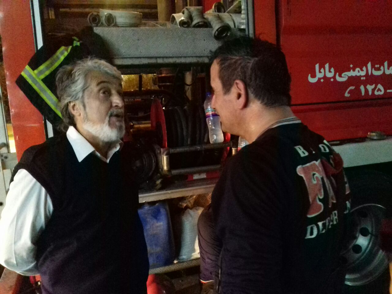 شب گذشته در بابل رخ داد؛آتش سوزی واحد تجاری خسارت سنگین مالی برجای گذاشت.