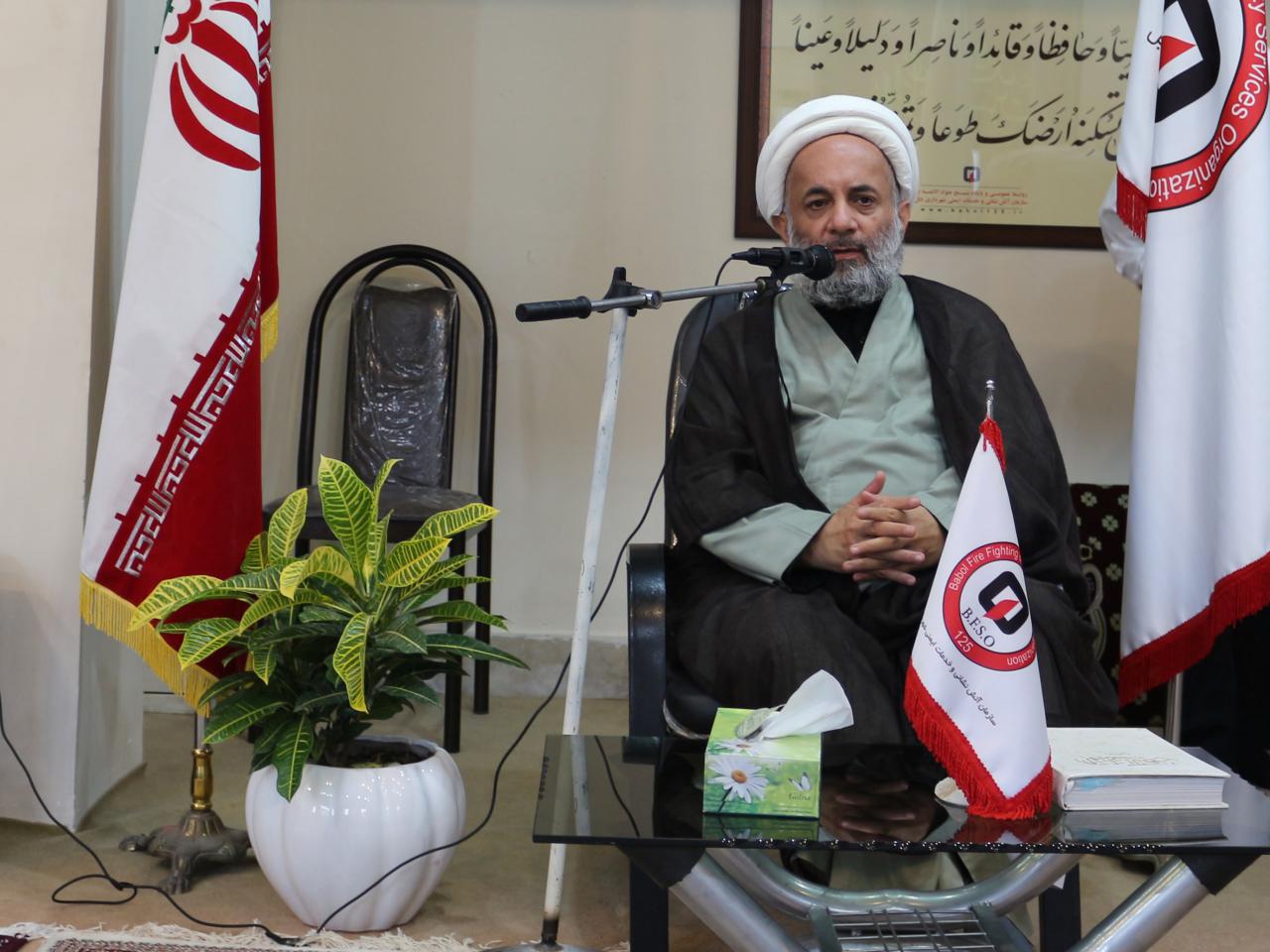 حضور پر برکت امام جمعه محترم بابل در سازمان آتش نشانی  به مناسبت 7 مهر 