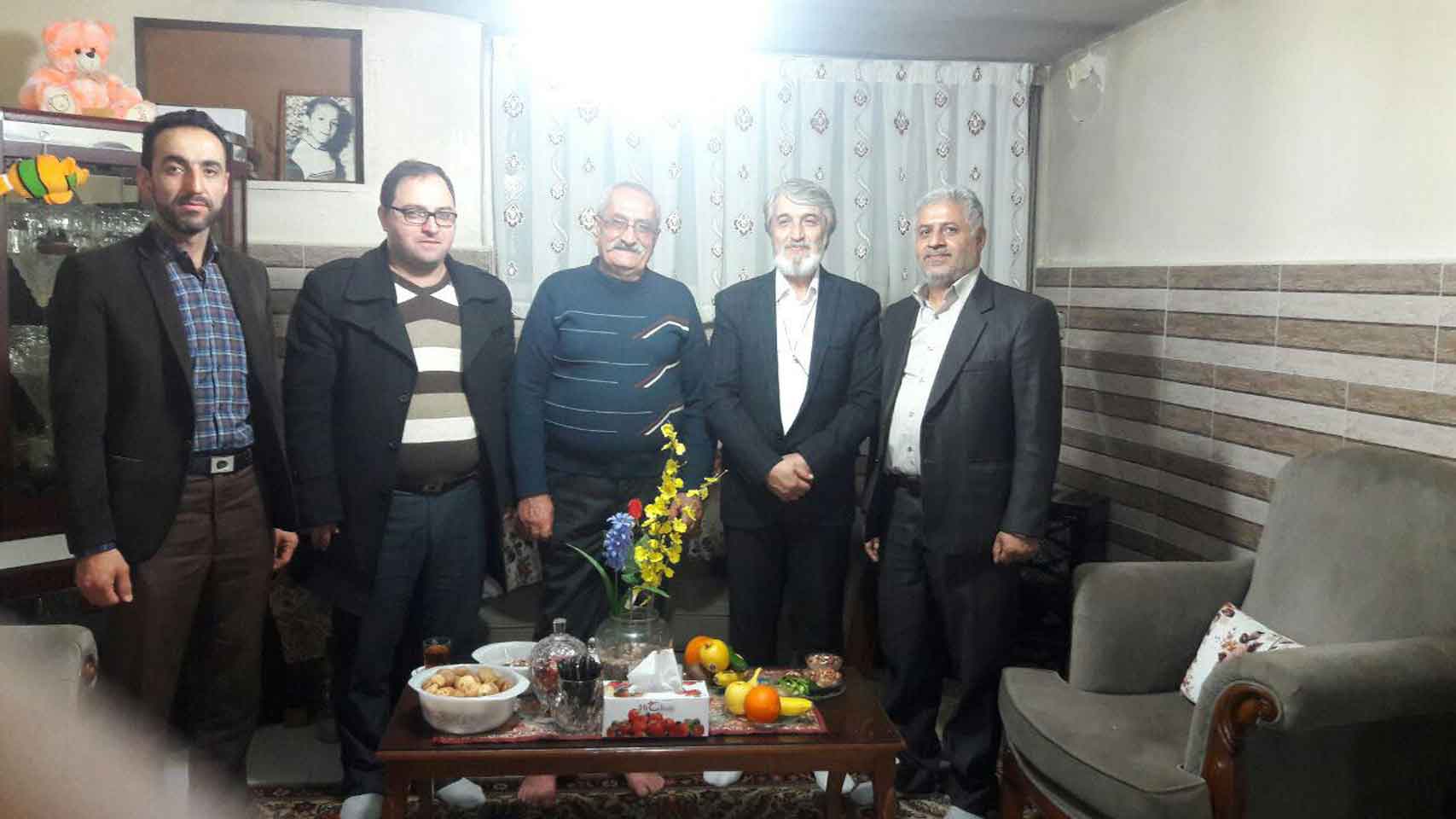 تقدیر از پیشکوستان آب و آتش