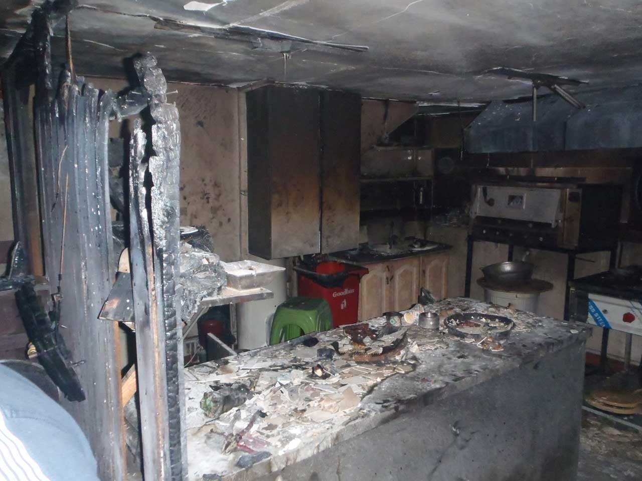 آتش سوزی در فست فود