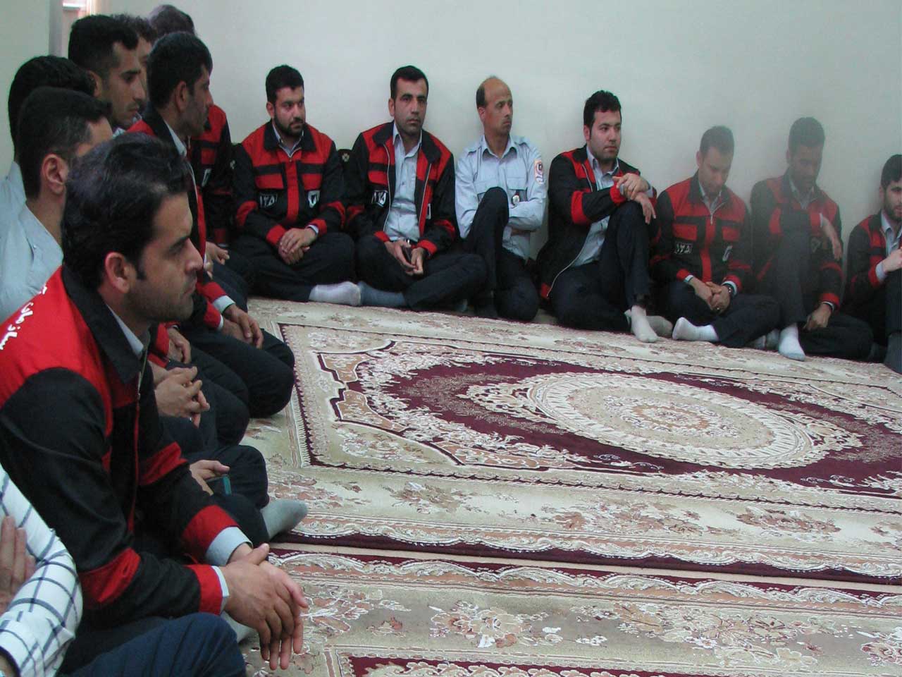 برگزاری مراسم جشن مبعث رسول اکرم(ص) با حضور پرشور پرسنل سازمان