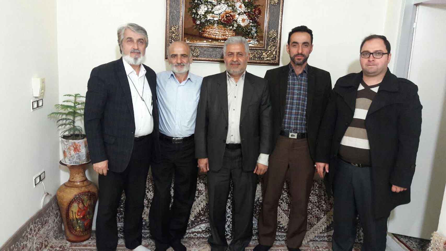 تقدیر از پیشکوستان آب و آتش