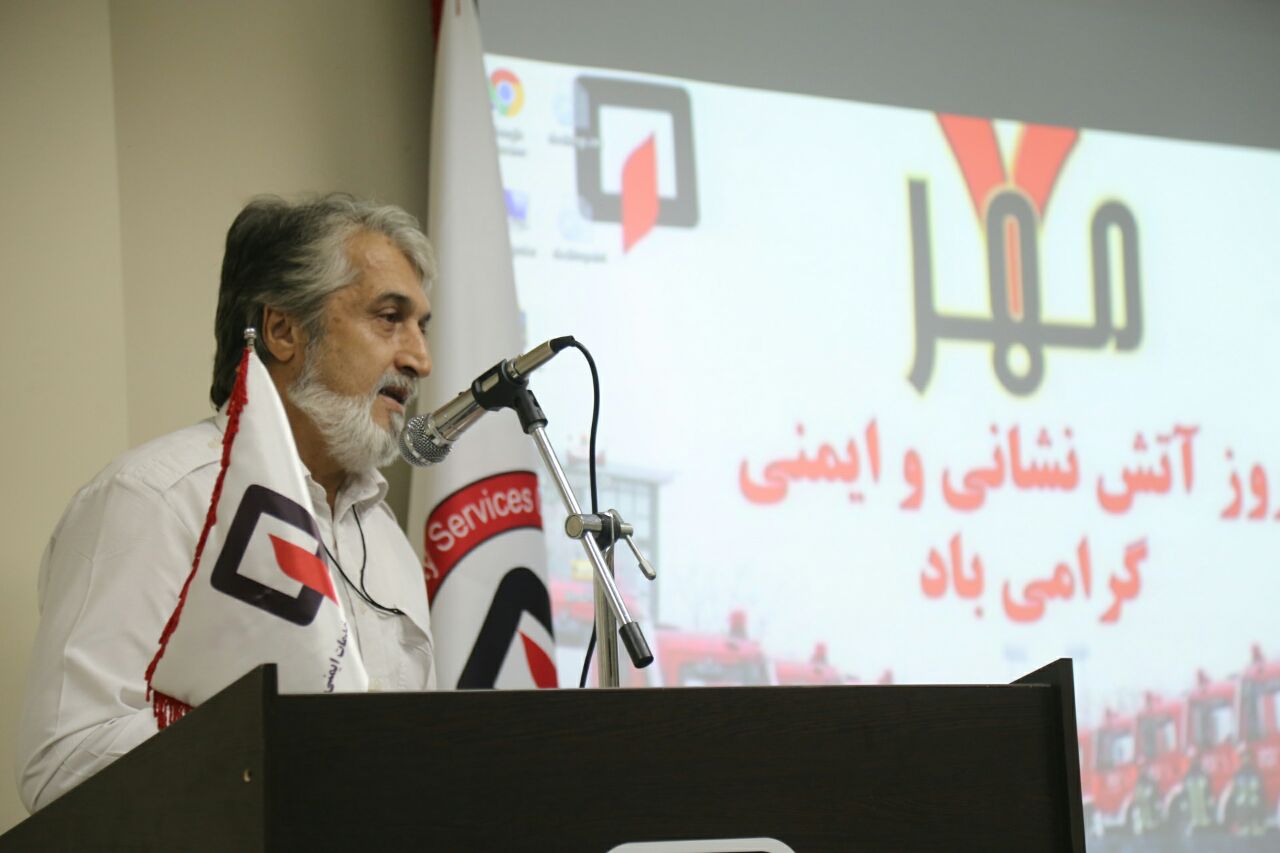 حضور شهردار ، ریاست و اعضای محترم شورای اسلامی شهر بابل در سازمان آتش نشانی و دیدار با مدیریت و پرسنل سازمان 
