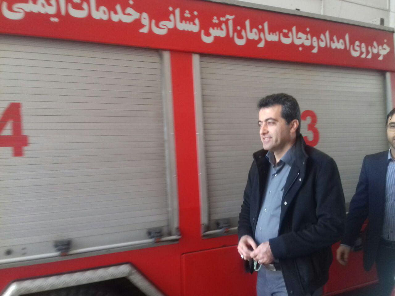 اولین بازدید رسمی شهردار محترم از ایستگاههای آتش نشانی پس از دریافت حکم شهرداری از وزارت کشور